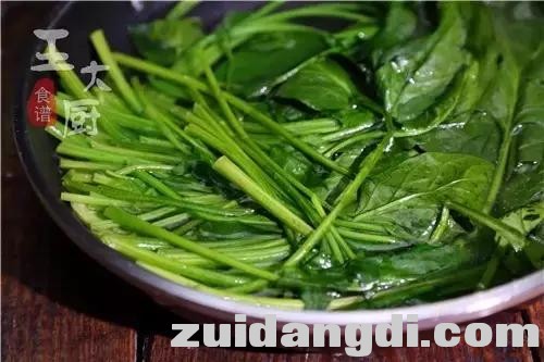 22d1000047b0664b037c