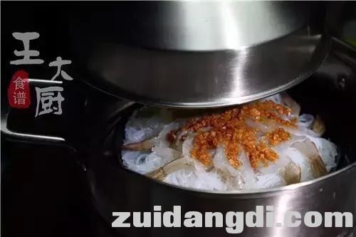 1b810004e3608922dc3f