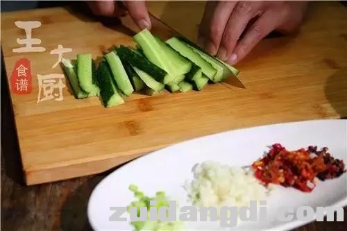 1f84000188e2d7cda6f1