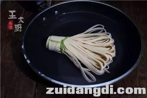 26ea00055911fc42e0c5