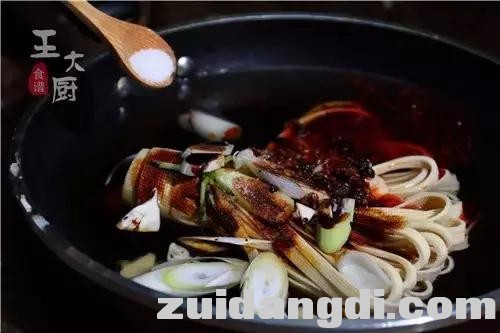 26ed000545de8247e951