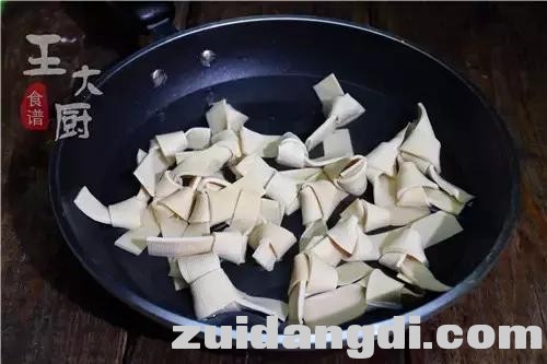 242c00057a815ed37818