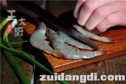 1c5e0005a2c381a38678