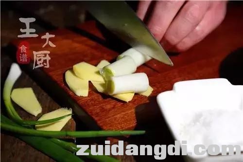 1c640002b0d31dfa6302