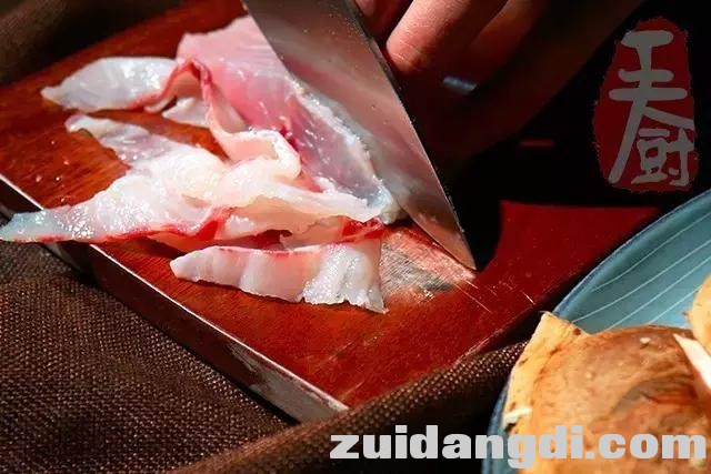 19ec0004076cdfb79d36