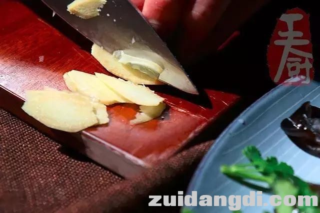 19ee000593b9fd3c7d1b