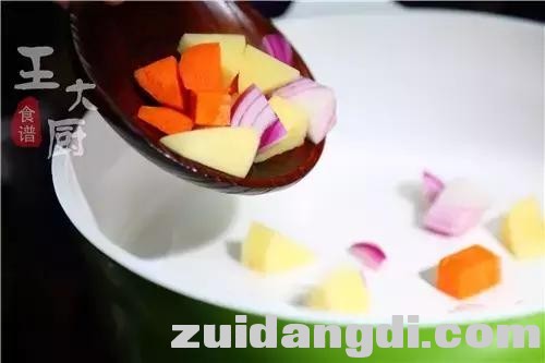 1dc900032cdc8fbaa388