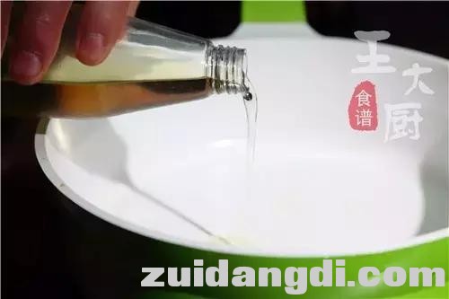 1c6100034bccbc8b5d70