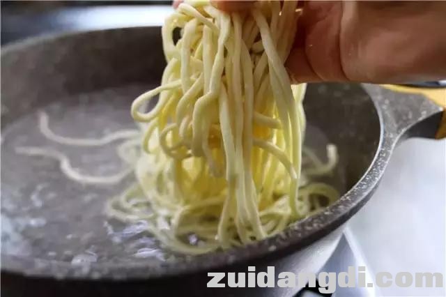 2ebe0004daebdec20433