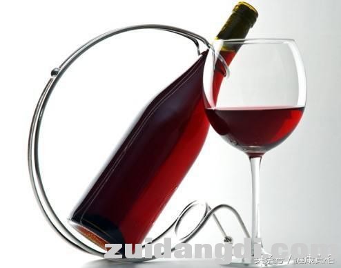 这样喝红酒只会让你折寿-1.jpg