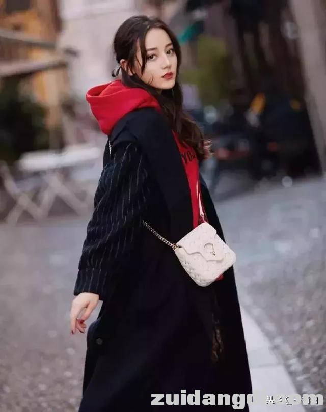 唐嫣、杨幂最爱的卫衣内搭法，让你的冬装重焕生机！-4.jpg