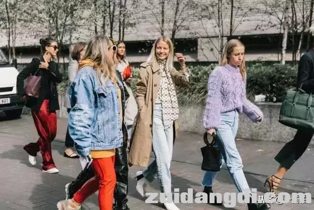 唐嫣、杨幂最爱的卫衣内搭法，让你的冬装重焕生机！-15.jpg