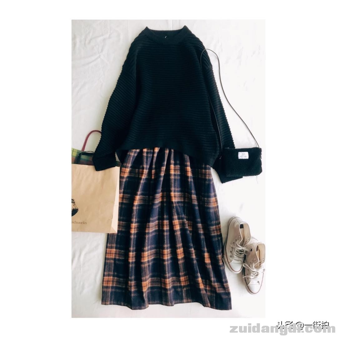 毛衣+长裙，不美都不行！-5.jpg
