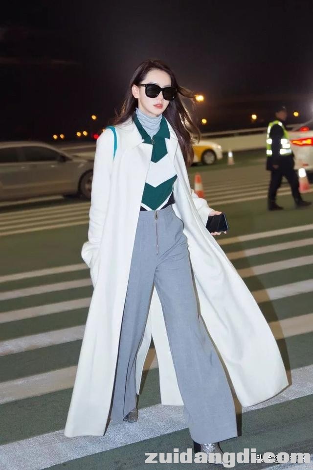 戚薇放大招了，竟穿了羽绒服和睡衣现身机场，混搭界的扛把子啊！-10.jpg
