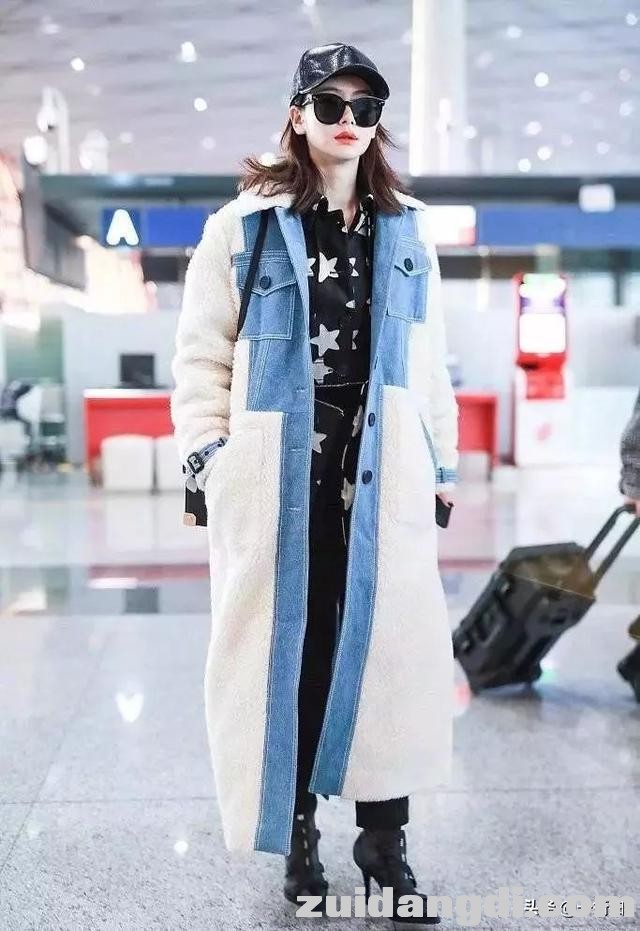 戚薇放大招了，竟穿了羽绒服和睡衣现身机场，混搭界的扛把子啊！-11.jpg