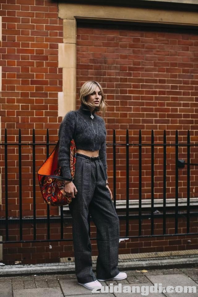能藏秋裤的阔腿裤怎能少！刘雯说靠它才敢在冬天里放心地长肉啊！-9.jpg