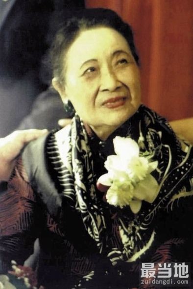 珍贵照片：宋美龄晚年时的珍贵照片-4.jpg