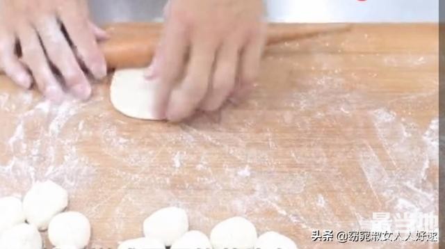 这样做五珍粉包子，好吃又劲道，配料做法-10.jpg