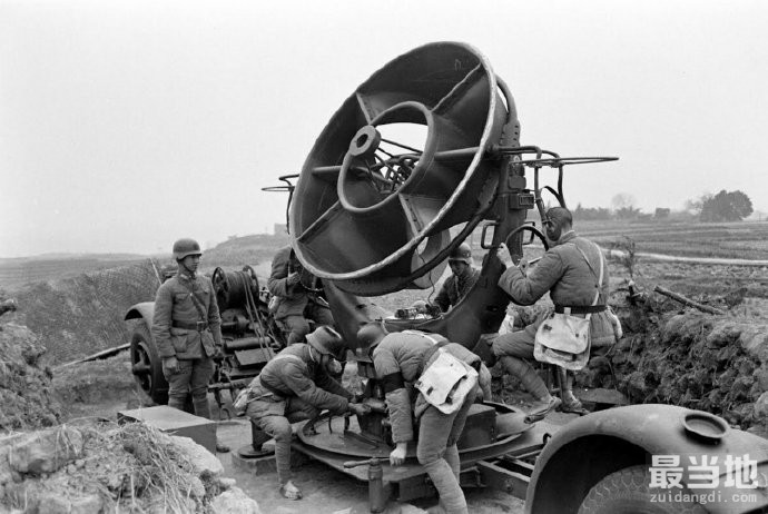 老照片：1941年日军空袭重庆期间，驻守重庆的国军防空部队-3.jpg