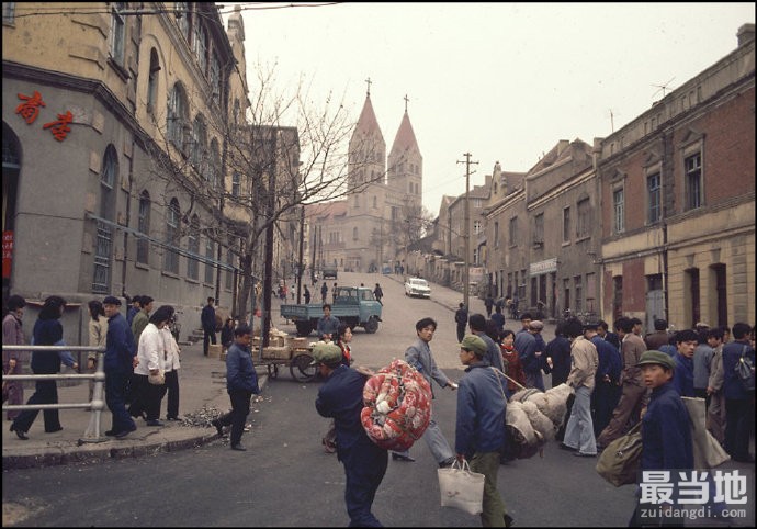 老照片：1983年的青岛市记忆，一座充满回忆的城市-10.jpg