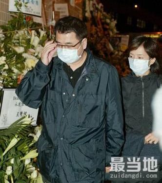 直击张国荣的葬礼：谢霆锋、洪金宝等大佬出席，袁咏仪哭的失控！-7.jpg