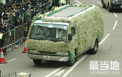 直击张国荣的葬礼：谢霆锋、洪金宝等大佬出席，袁咏仪哭的失控！-15.jpg