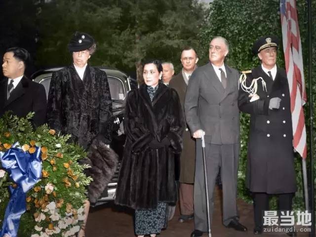 老照片：1943年宋美龄访美，华人举行了隆重的欢迎仪式-9.jpg