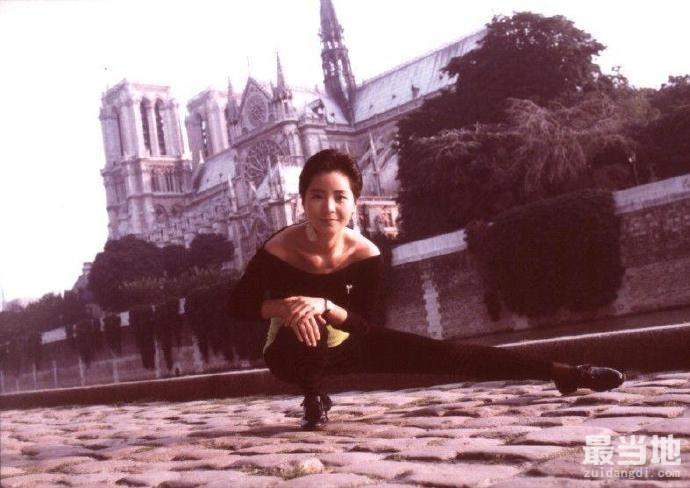 老照片：1987年邓丽君在巴黎-4.jpg