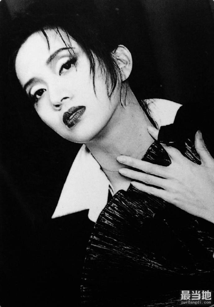 老照片：梅艳芳1994年专辑《是这样的》写真-7.jpg