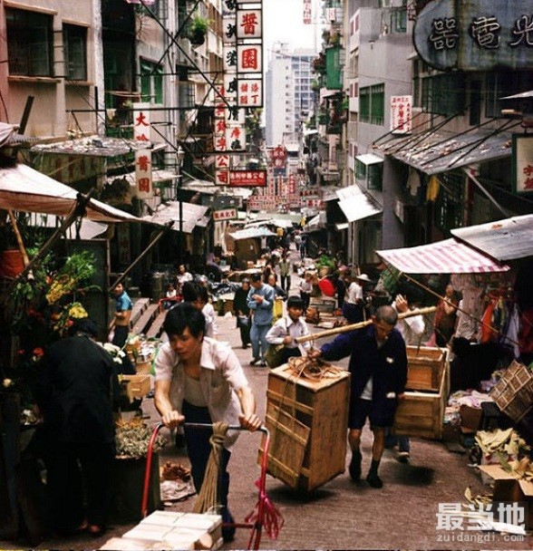 一组老照片回到70年代的香港，看看40年前的香港生活-6.jpg