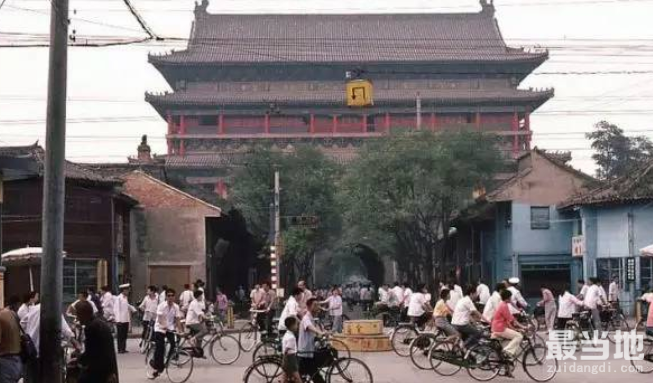 外国人拍摄的1986年西安老照片：想不到那时候的西安是这样子-1.jpg