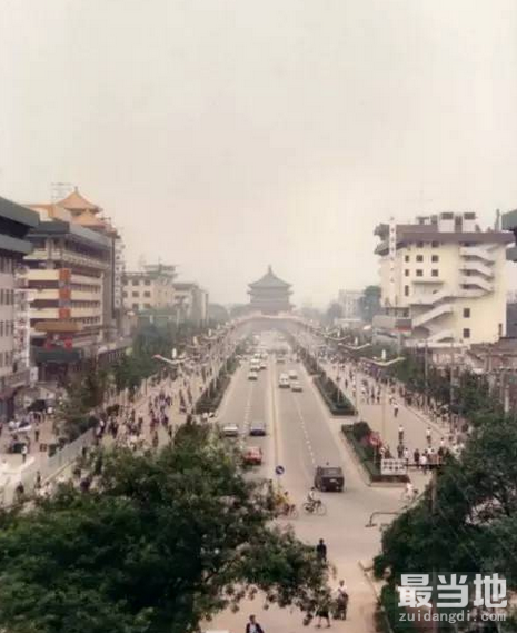 外国人拍摄的1986年西安老照片：想不到那时候的西安是这样子-3.jpg