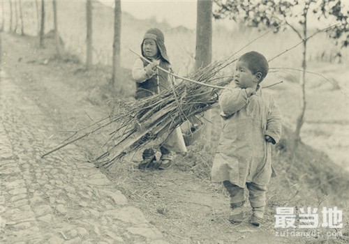 老照片：直击1917年时期中国各地百姓的生活实况-10.jpg