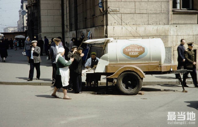 老照片：街拍1959年的莫斯科-15.jpg