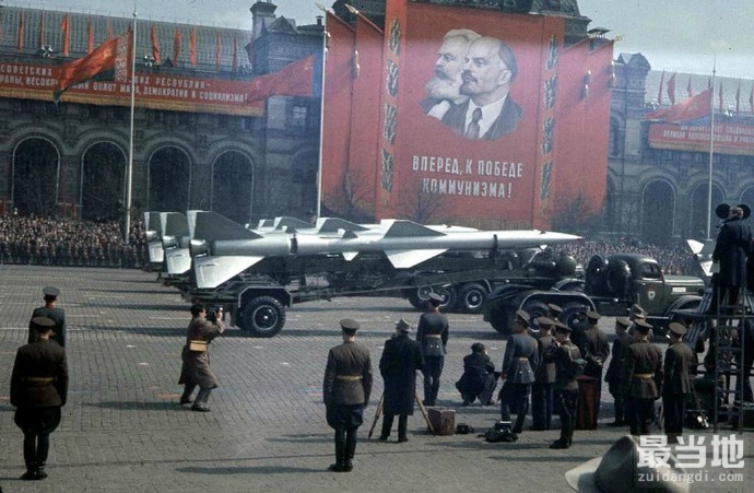 老照片：1960年苏联“红军节”大阅兵仪式-2.jpg