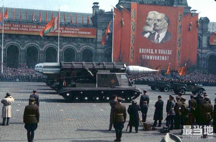 老照片：1960年苏联“红军节”大阅兵仪式-8.jpg