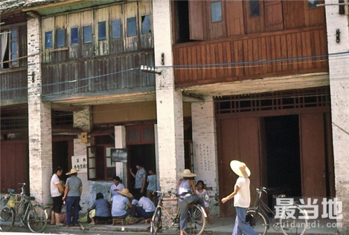 老照片：直击30多年前的深圳百姓的市井生活实况-4.jpg