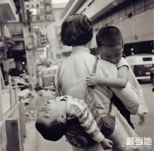 直击1955年香港的老照片：人们淳朴勤劳，最后一张小孩很可爱-9.jpg