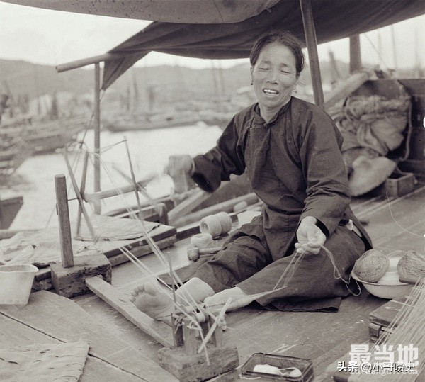 直击1955年香港的老照片：人们淳朴勤劳，最后一张小孩很可爱-6.jpg