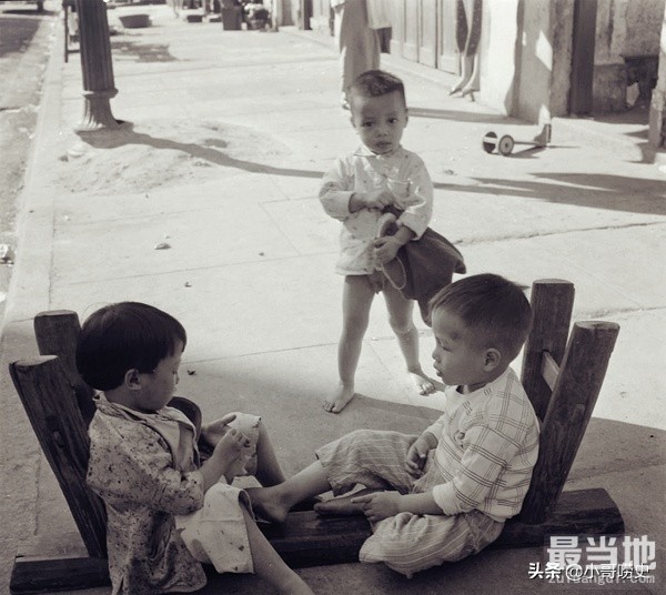 直击1955年香港的老照片：人们淳朴勤劳，最后一张小孩很可爱-16.jpg