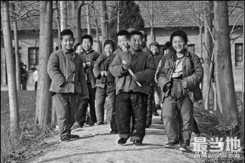 老照片：那时候路口很少有红绿灯 故宫门票很便宜-10.jpg