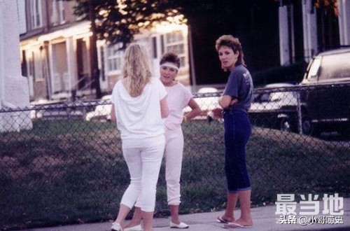 老照片：80年代苏联街头上的美女们-5.jpg