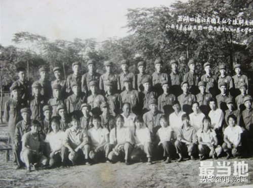 老照片：江西生产建设兵团合影-1.jpg