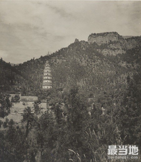 山东省济南市老照片，民国时期的灵岩寺（约1937年）-1.jpg