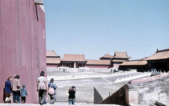 老照片：1957—1959年的老北京城生活，那时到故宫游玩不会拥挤-6.jpg
