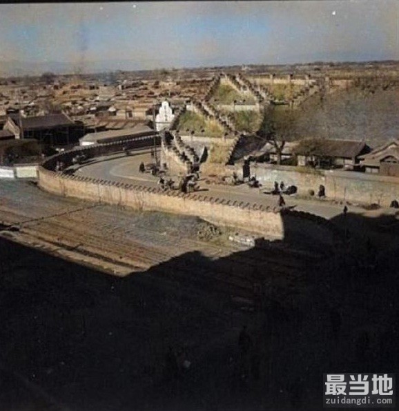 老照片：1940年左右，老北京城安定门附近景观-5.jpg
