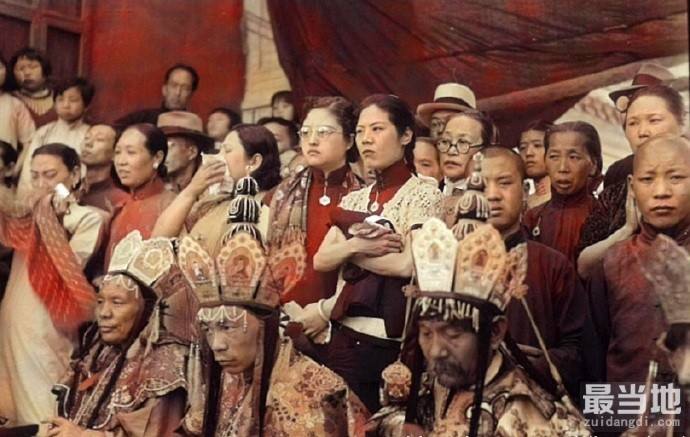老照片：1938年北京白塔寺，一场开光法会正在举行-5.jpg
