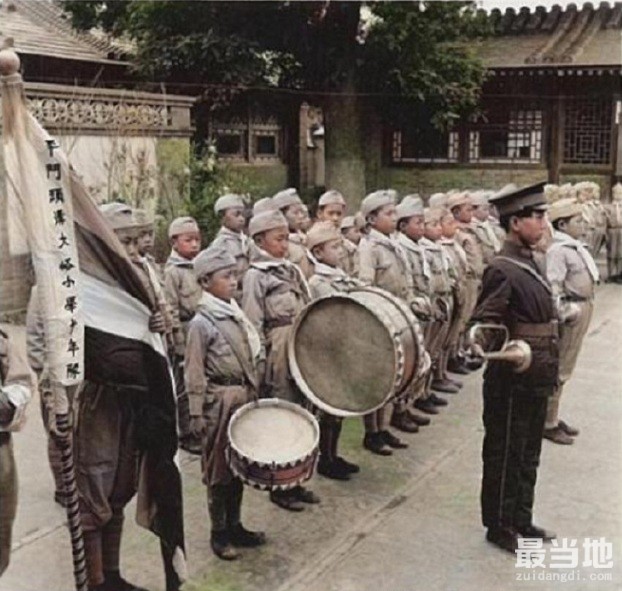 老照片：日伪时期北京门头沟地区，关帝庙內的大峪村乡立小学-5.jpg
