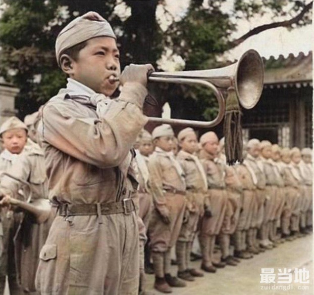 老照片：日伪时期北京门头沟地区，关帝庙內的大峪村乡立小学-10.jpg