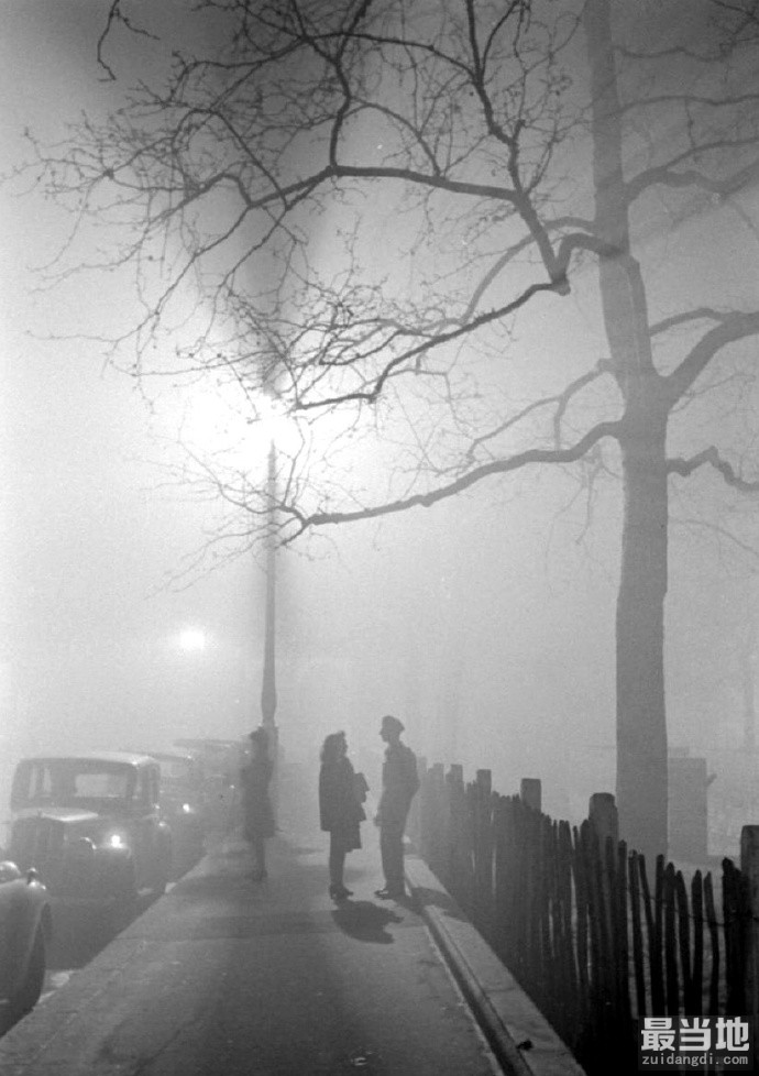 老照片：1947年，大雾弥漫中的英国首都伦敦-3.jpg